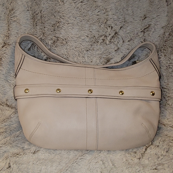 Coach cream colored bag. - Picture 2 of 12